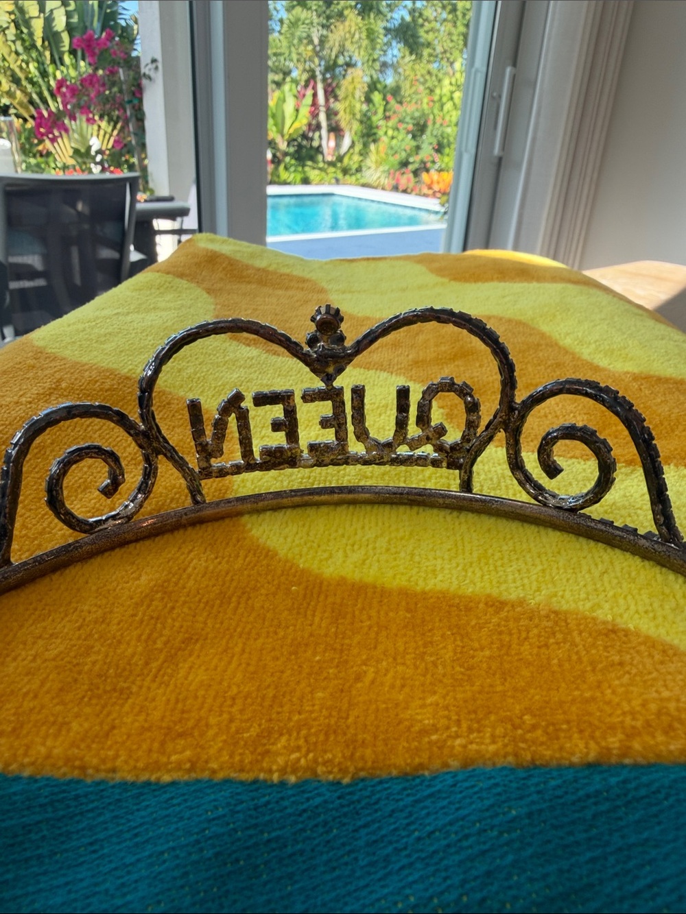 Queen Crown Royal Tiara Rhinestone Accessory - Picture 7 of 12